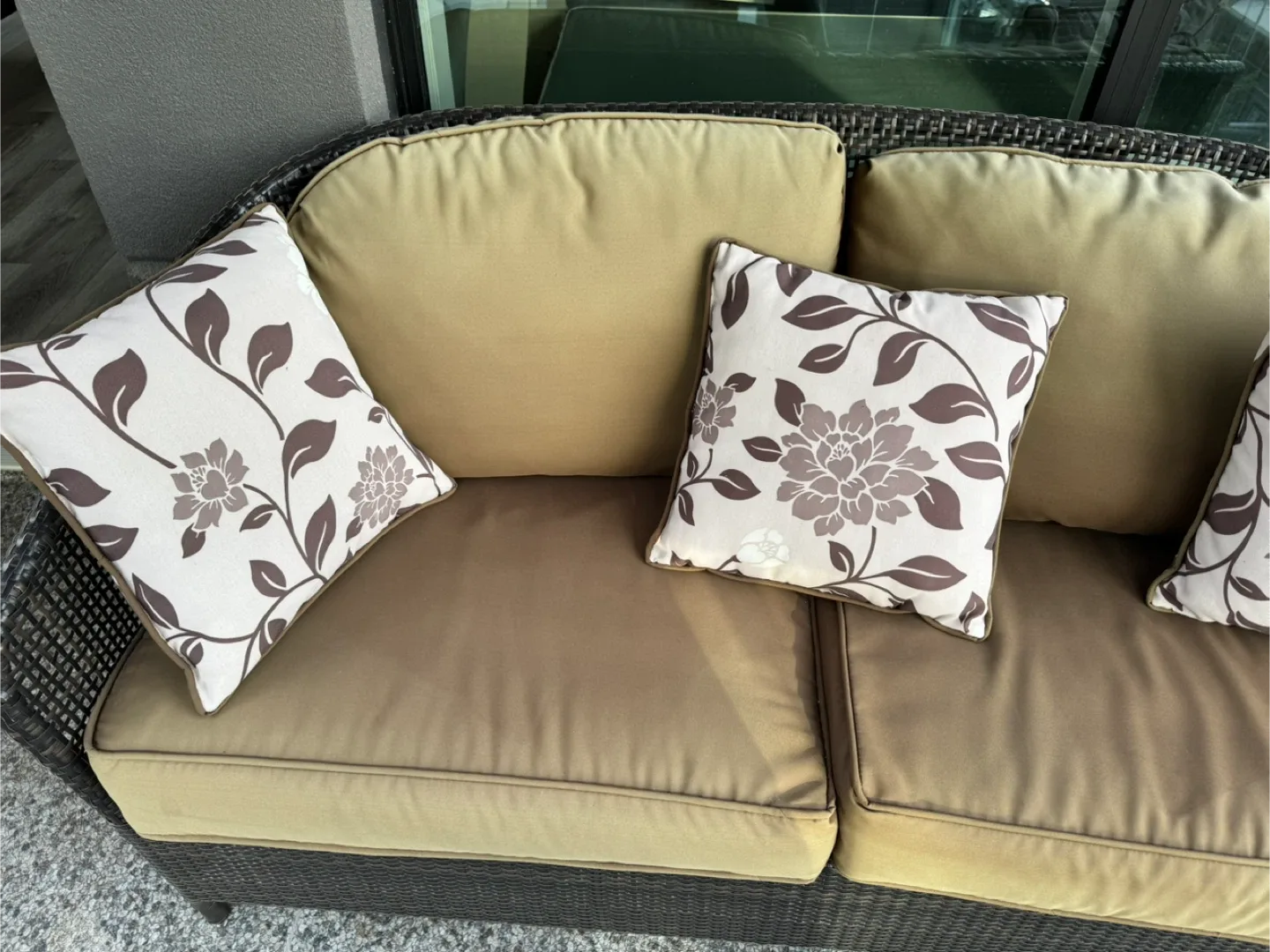 Outdoor Wicker Loveseat with Cushions image indicator(4)