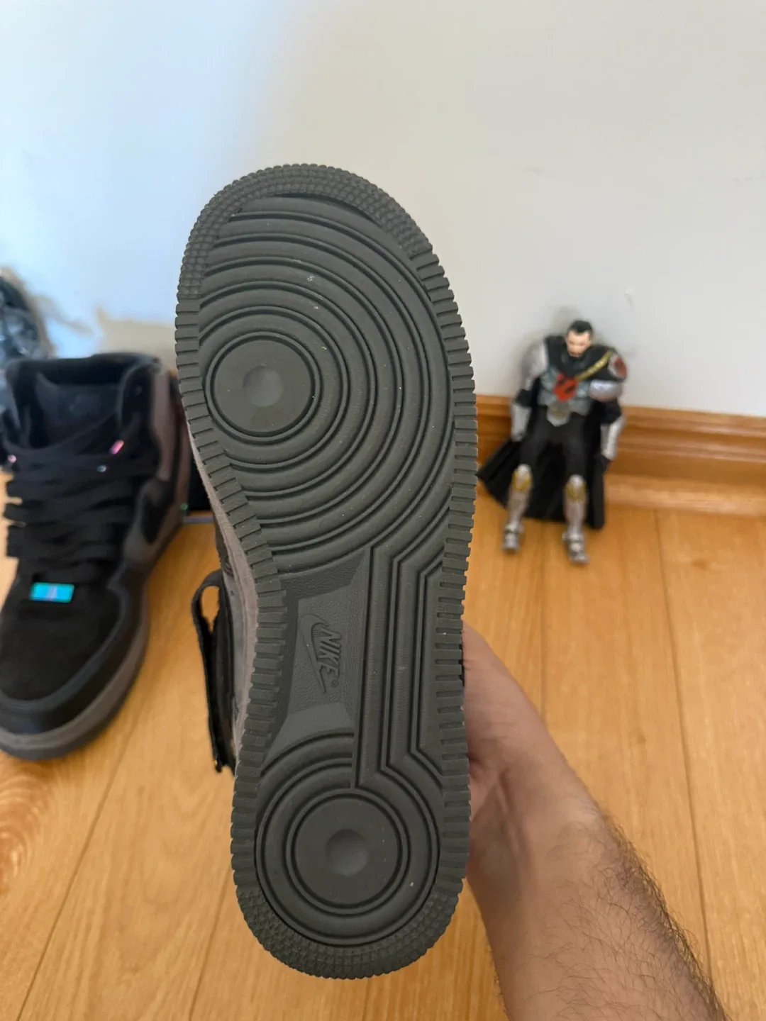 Nike Air Force 1 High image indicator(2)