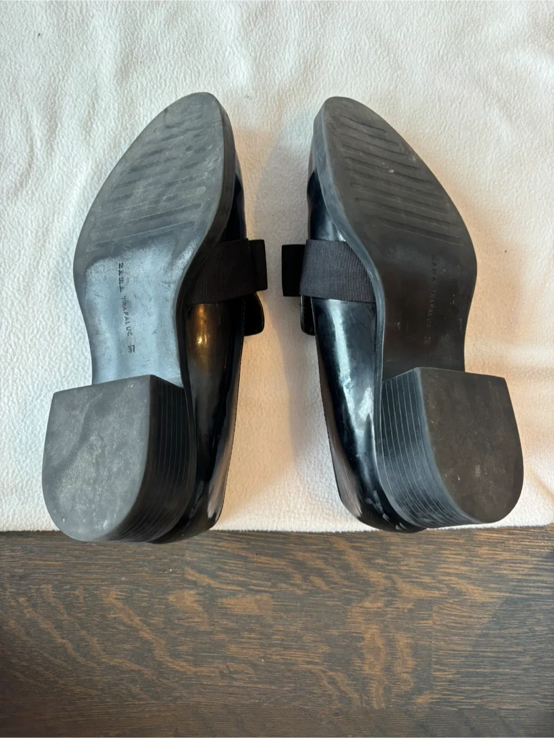 Zara Black Patent Loafer with Bow, Size 7 image indicator(6)