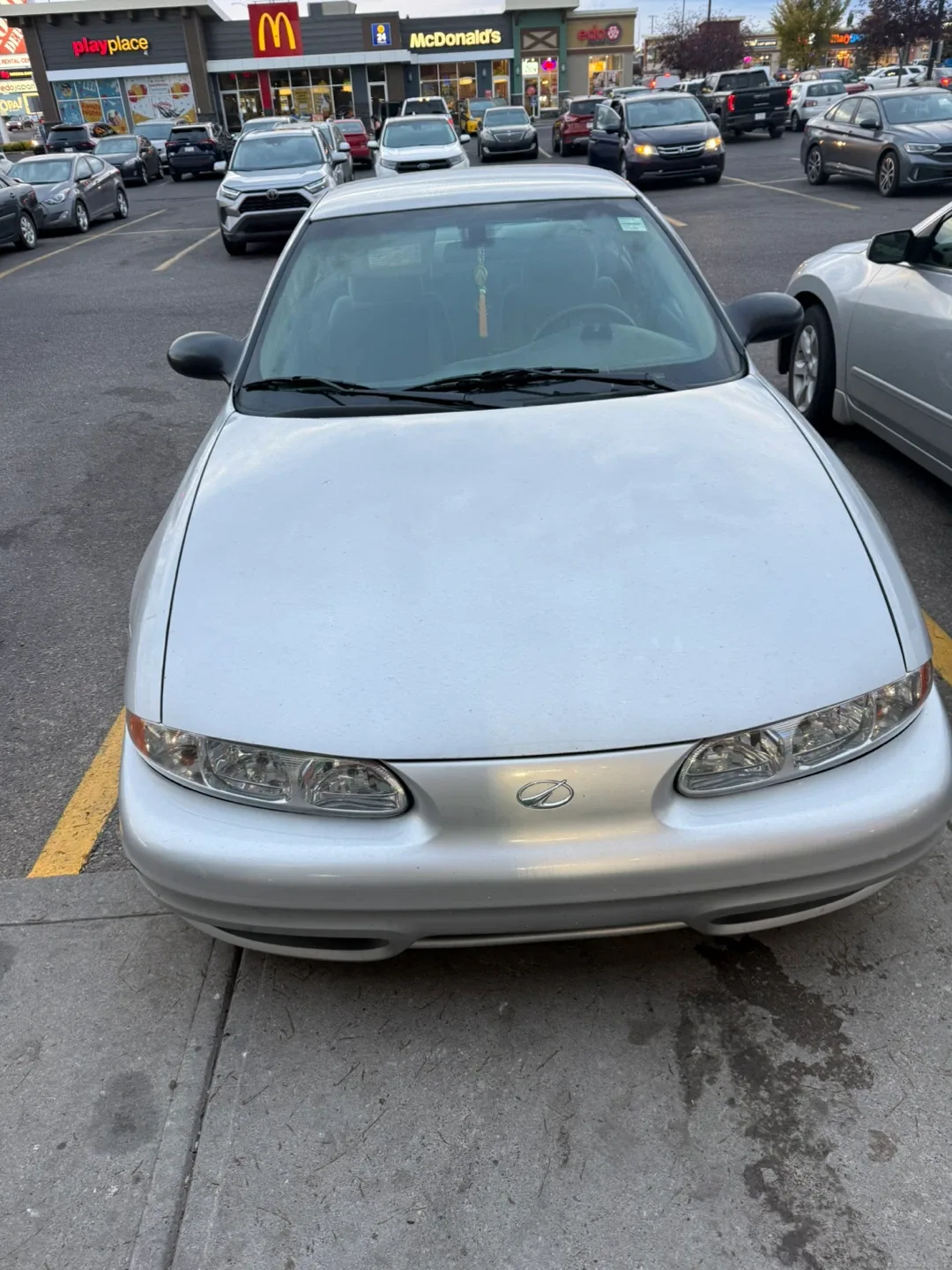 2004 Oldsmobile Alero Sedan - Silver image indicator(6)