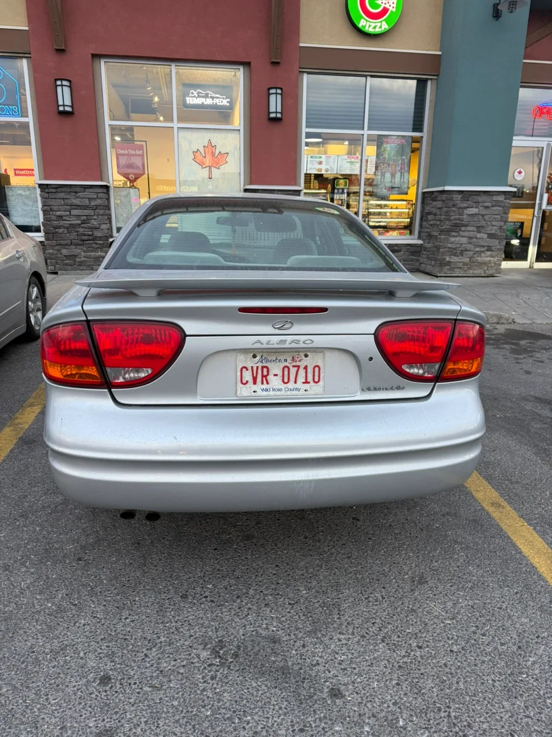 2004 Oldsmobile Alero Sedan - Silver image indicator(4)
