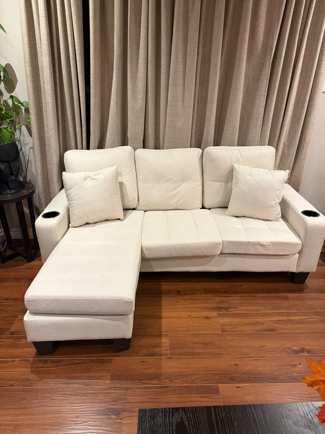 Cream White Sectional Sofa with Chaise Lounge