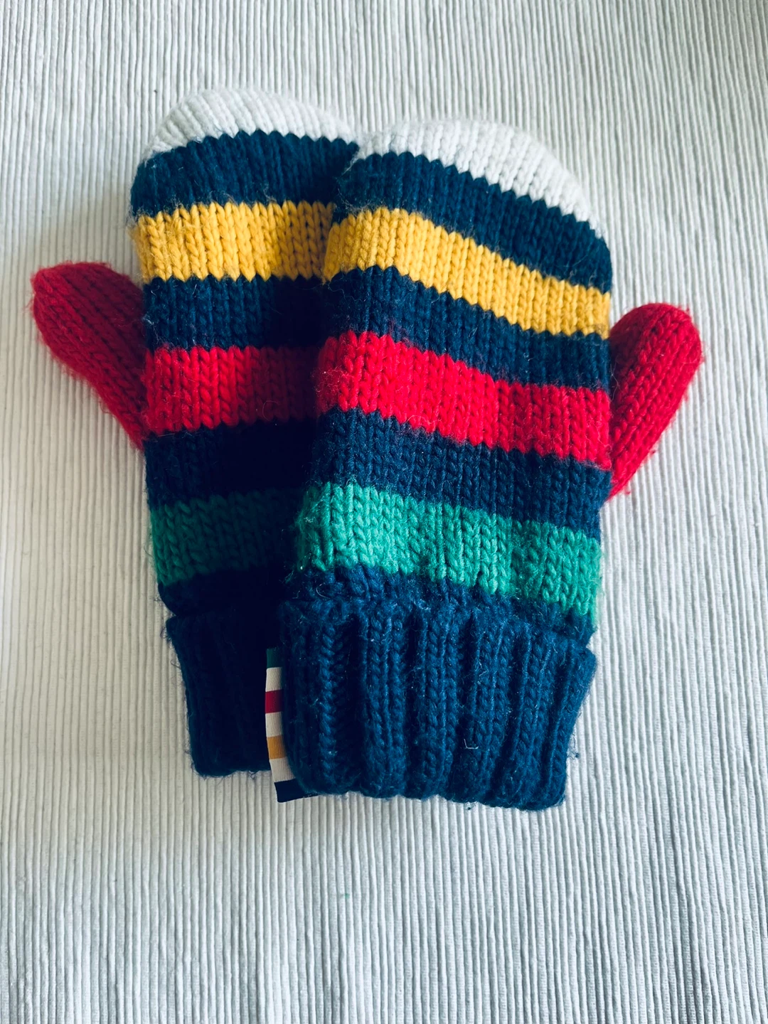 HBC Collection Mittens - Striped