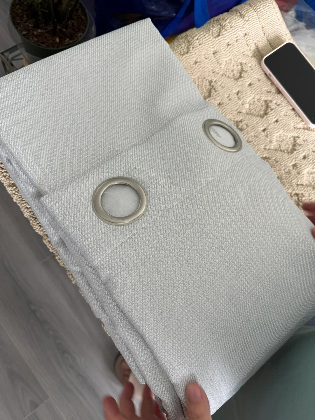 Couture ThermaPlus Blackout Curtain Rod - Adjustable image indicator(3)