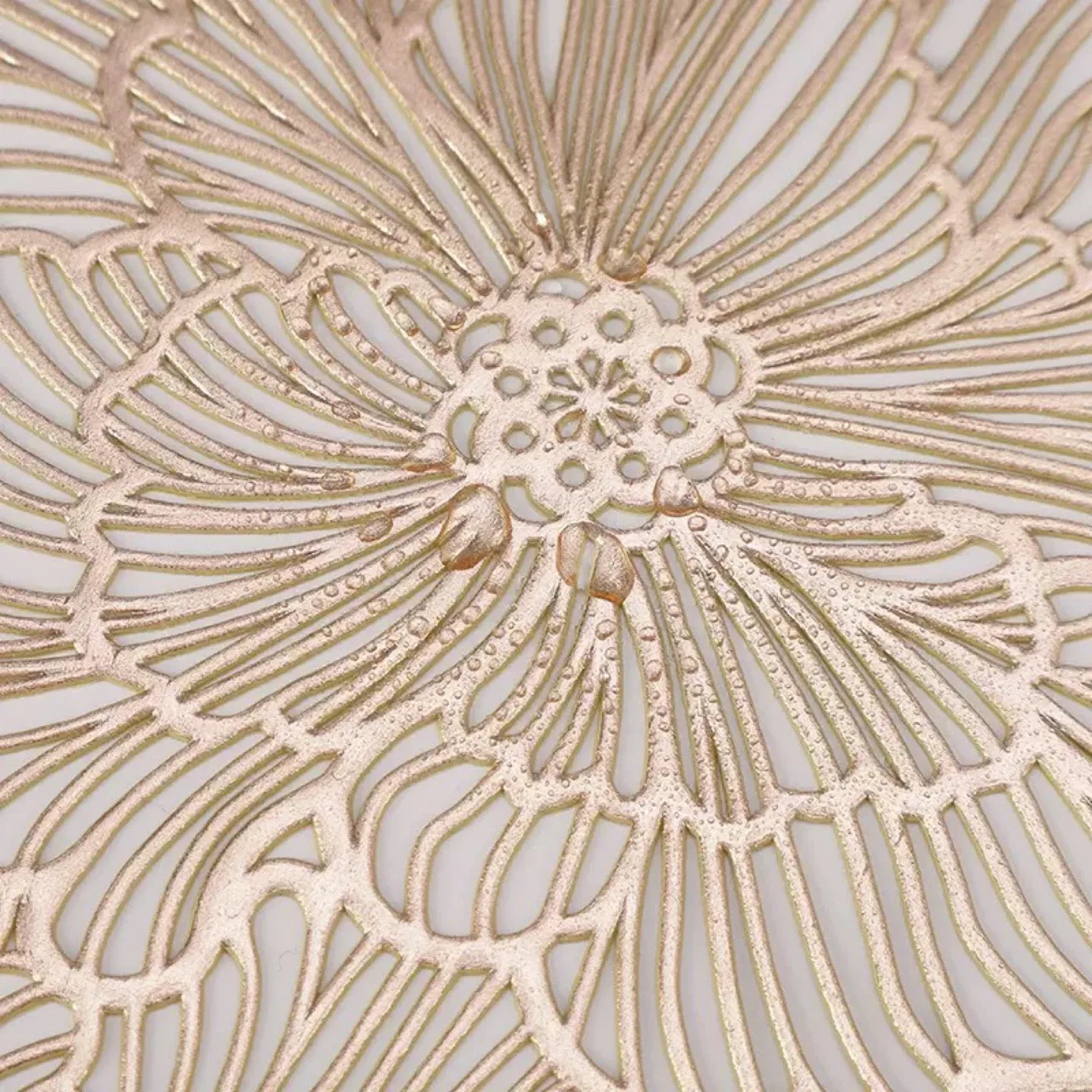 Floral Cutout Placemats - Gold & Silver image indicator(4)