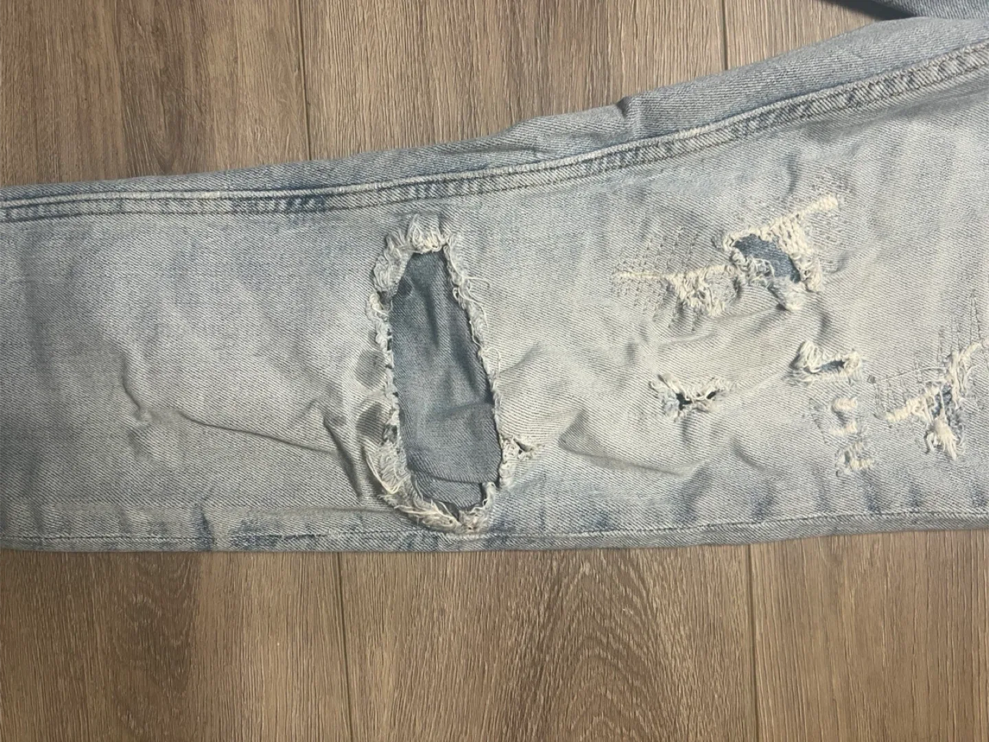 Distressed Light Wash Denim Jeans image indicator(2)