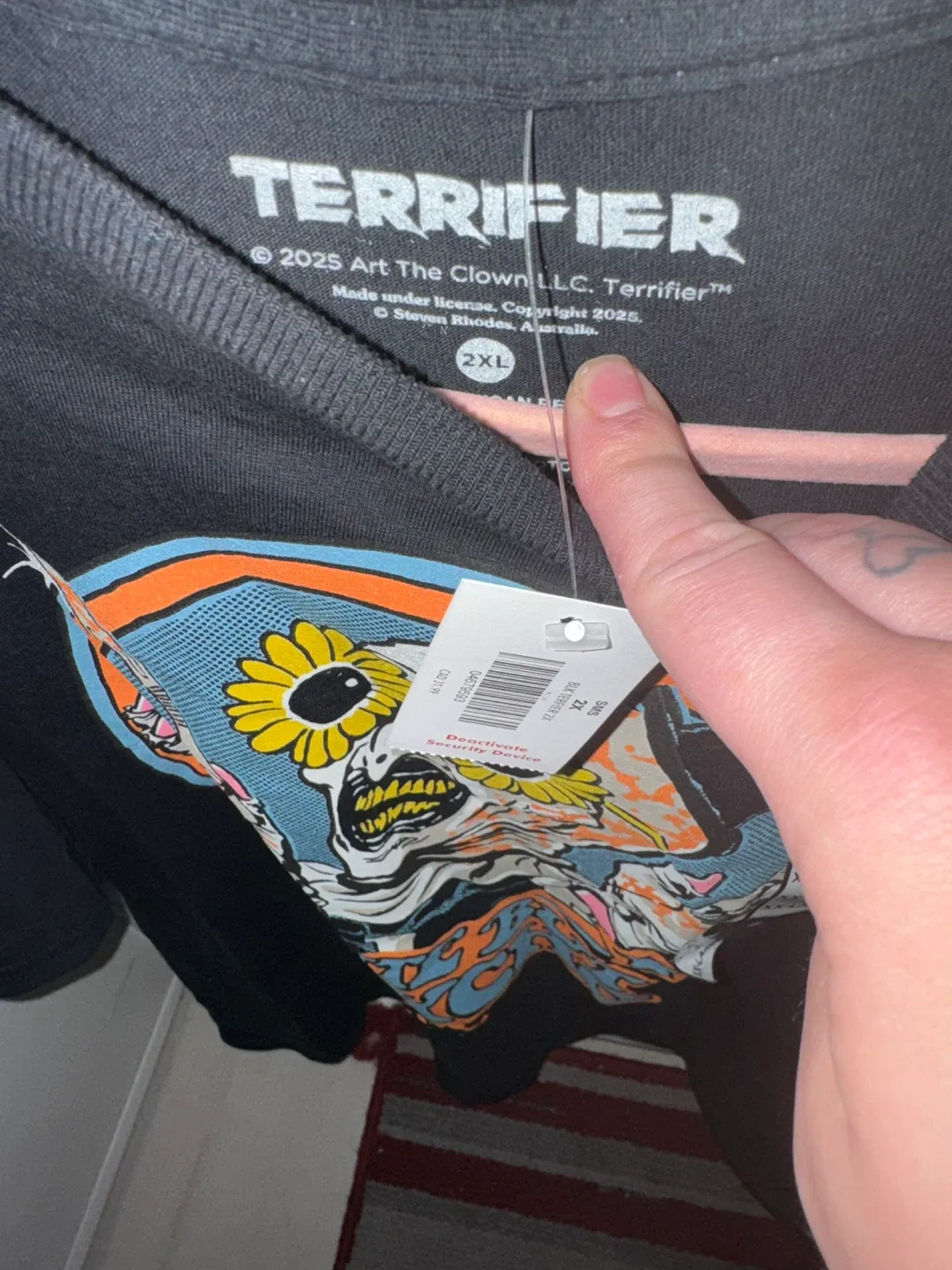 Terrifier Art the Clown Graphic Tee - 2XL image indicator(2)