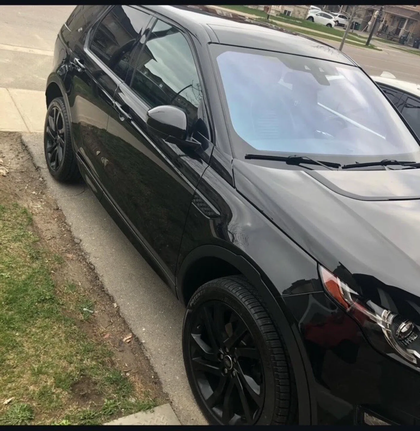 2017 Land Rover Discovery Sport image indicator(3)