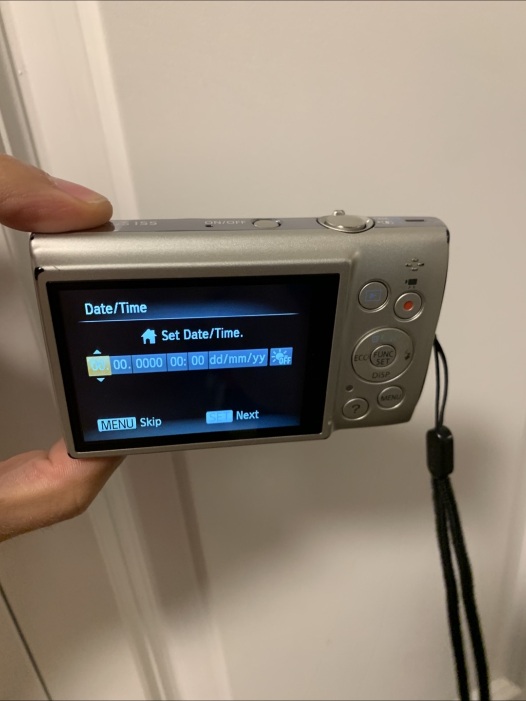 Canon PowerShot  IXUS 155 IS Digital Camera 20.0MP - photo 2