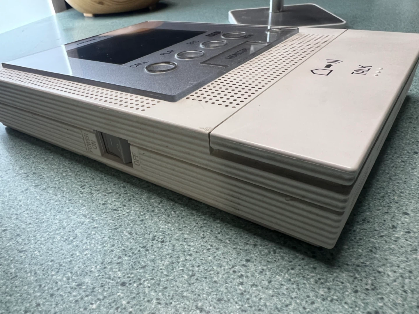 Aiphone JF-2MED Video Intercom System - photo 4