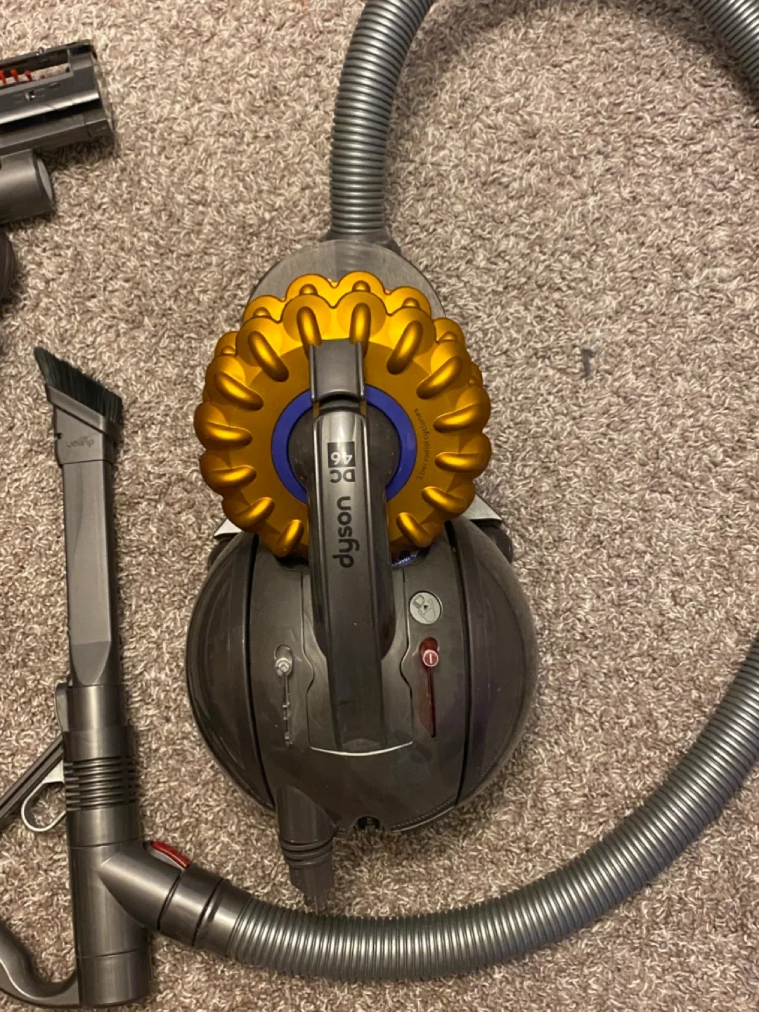 Dyson DC39 Multi Floor Canister Vacuum image indicator(2)