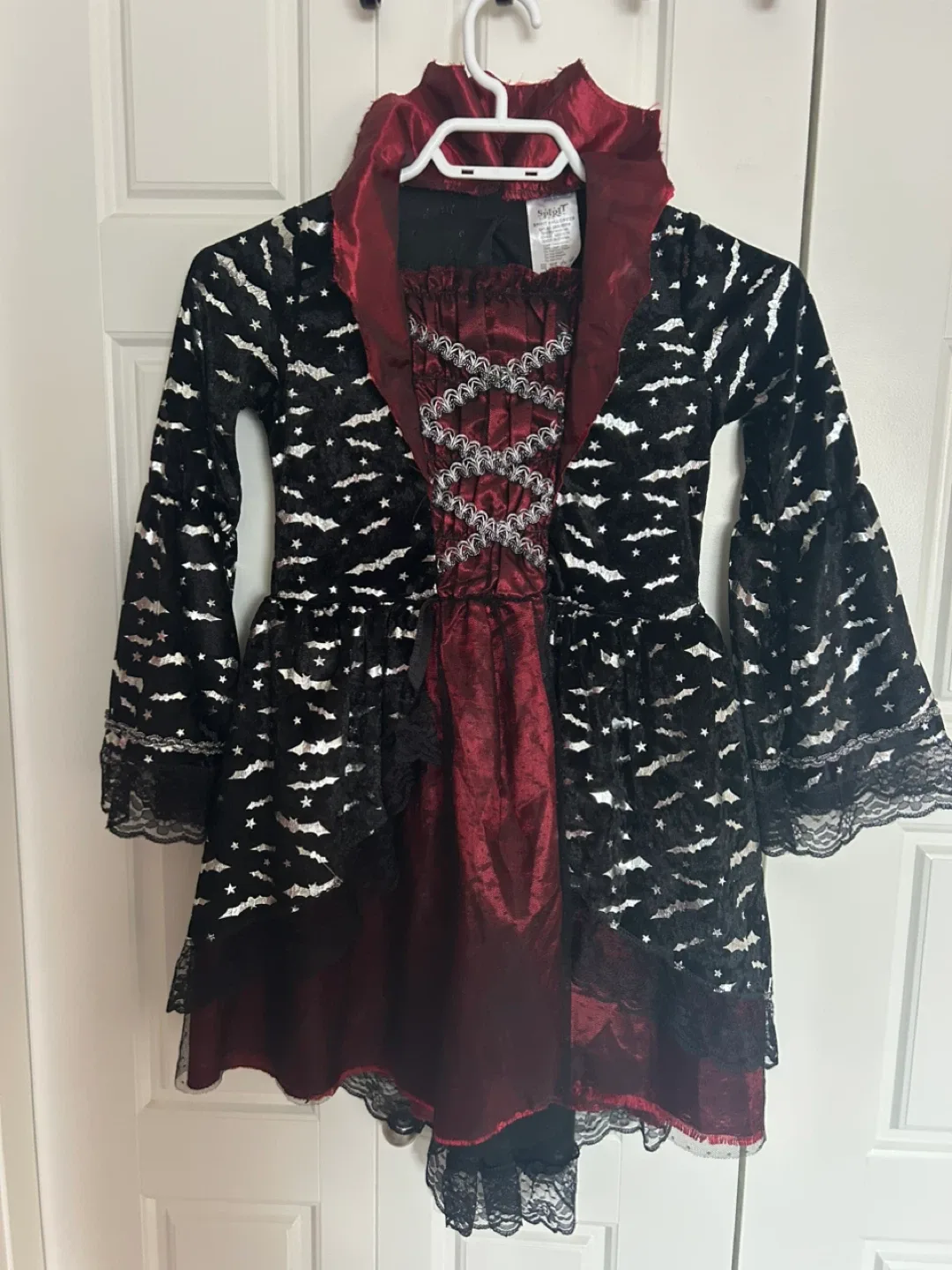 Rubie's Vampire Halloween dress Costume 6-8years