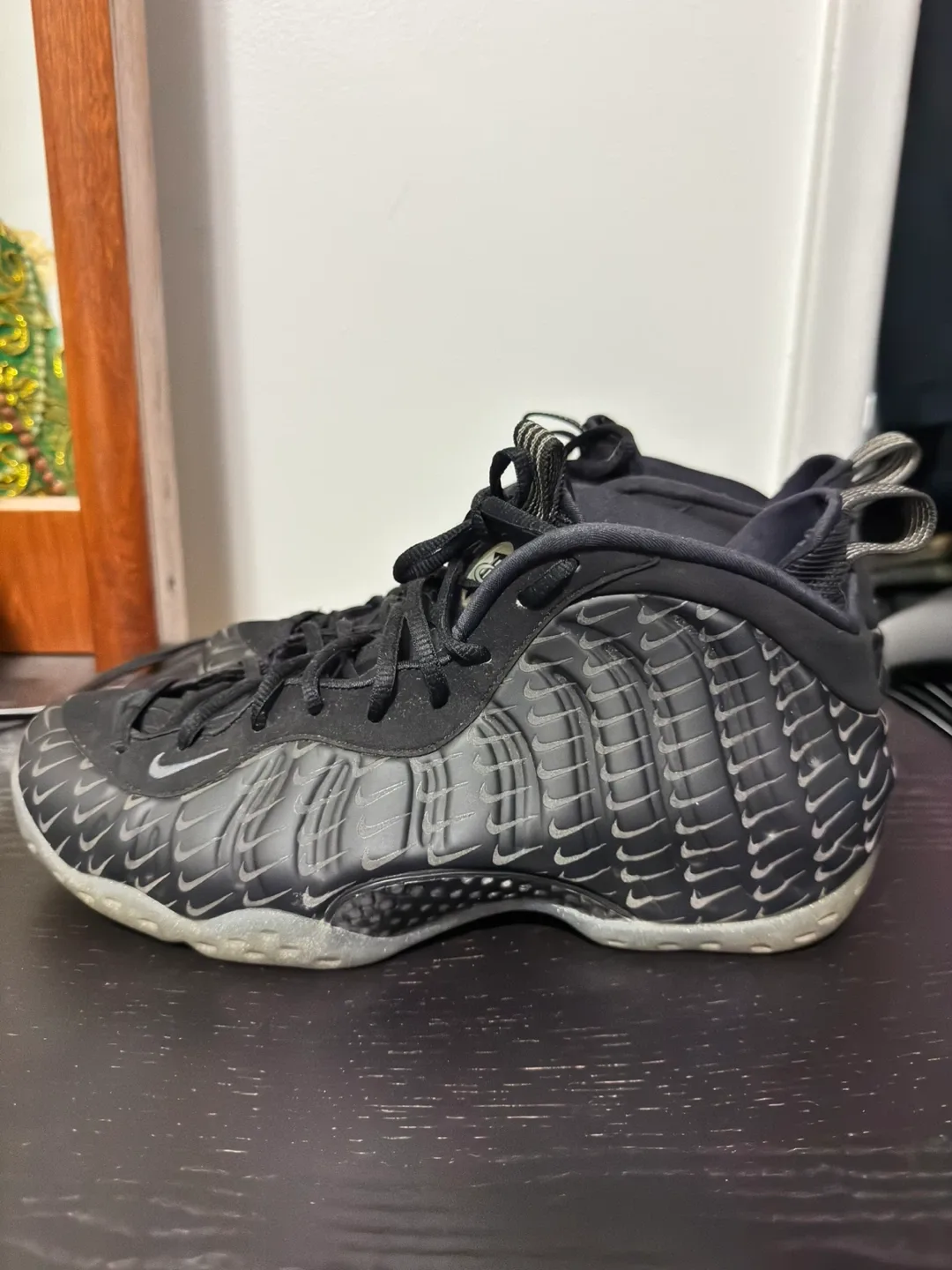 2019 Nike Air Foamposite One ‘Swoosh’ (9.5us mens) image indicator(2)