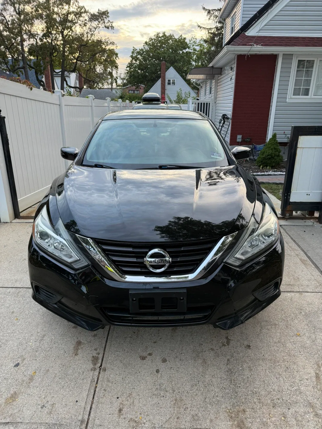 2017 Nissan Altima S - Black Sedan 91k miles thumbnail
