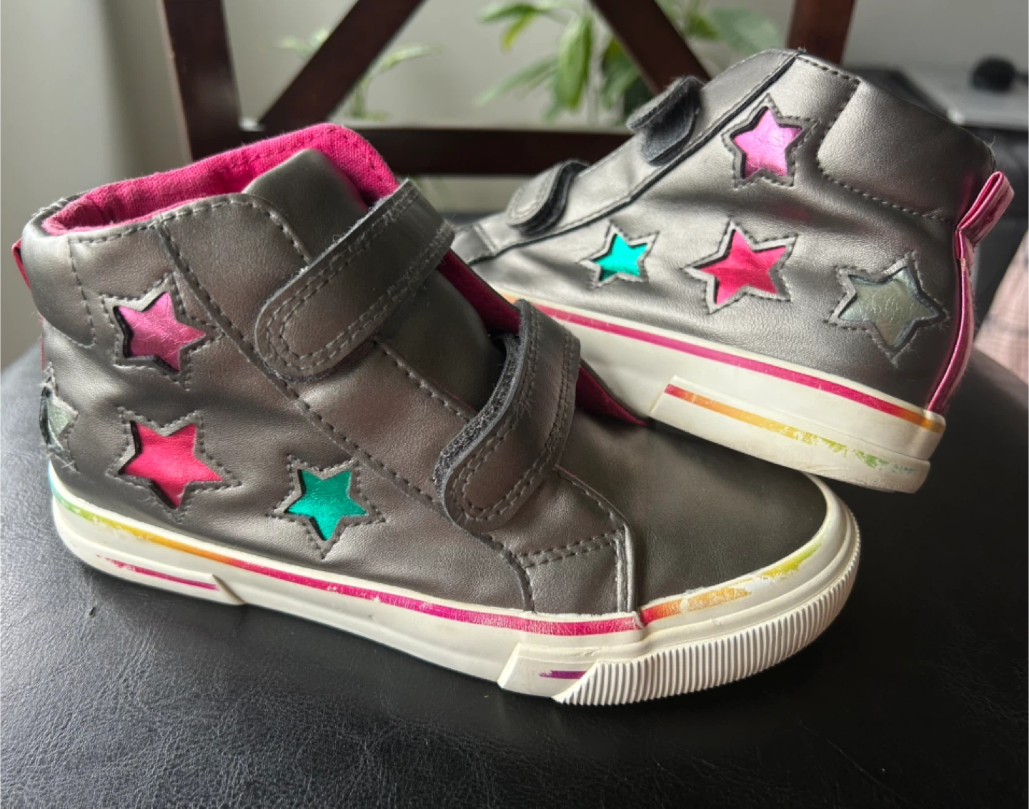Girls high-top sneakers US 12 - photo 2