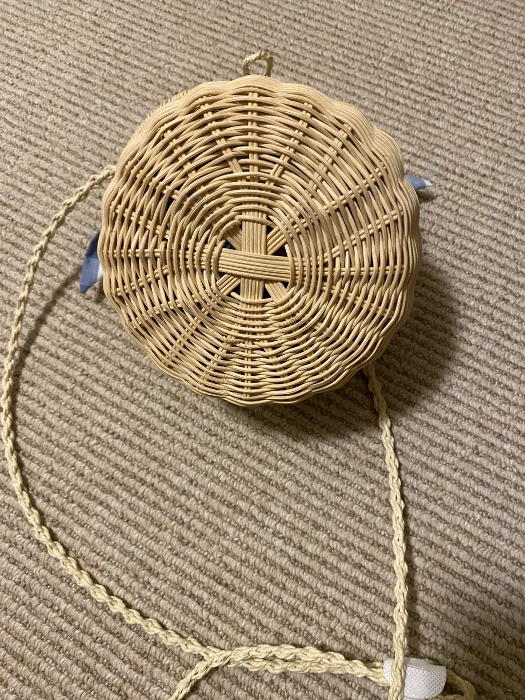 Zara Wicker Round Crossbody Bag image indicator(3)