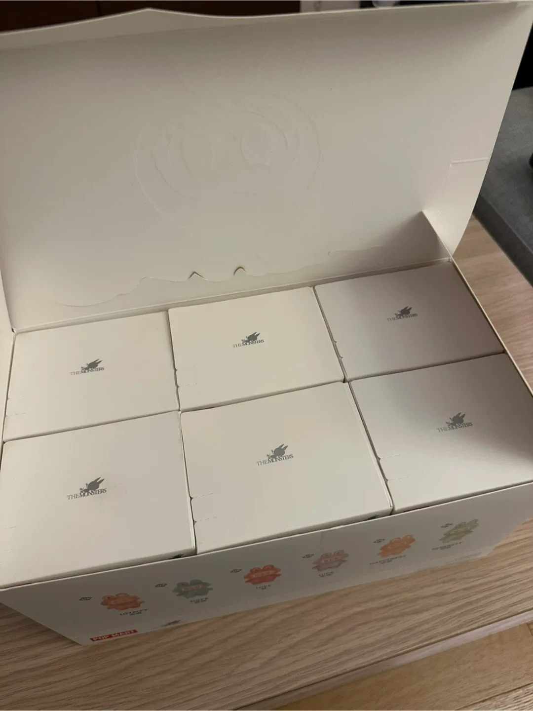 The Monsters Labubu Big into Energy image indicator(2)