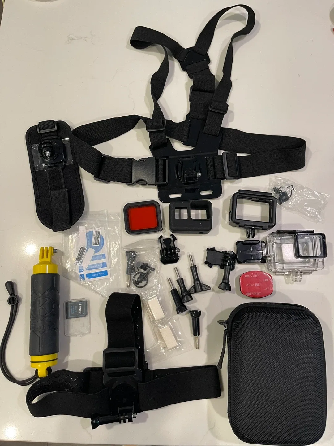 GoPro Action 6 Camera with Accessories image indicator(2)