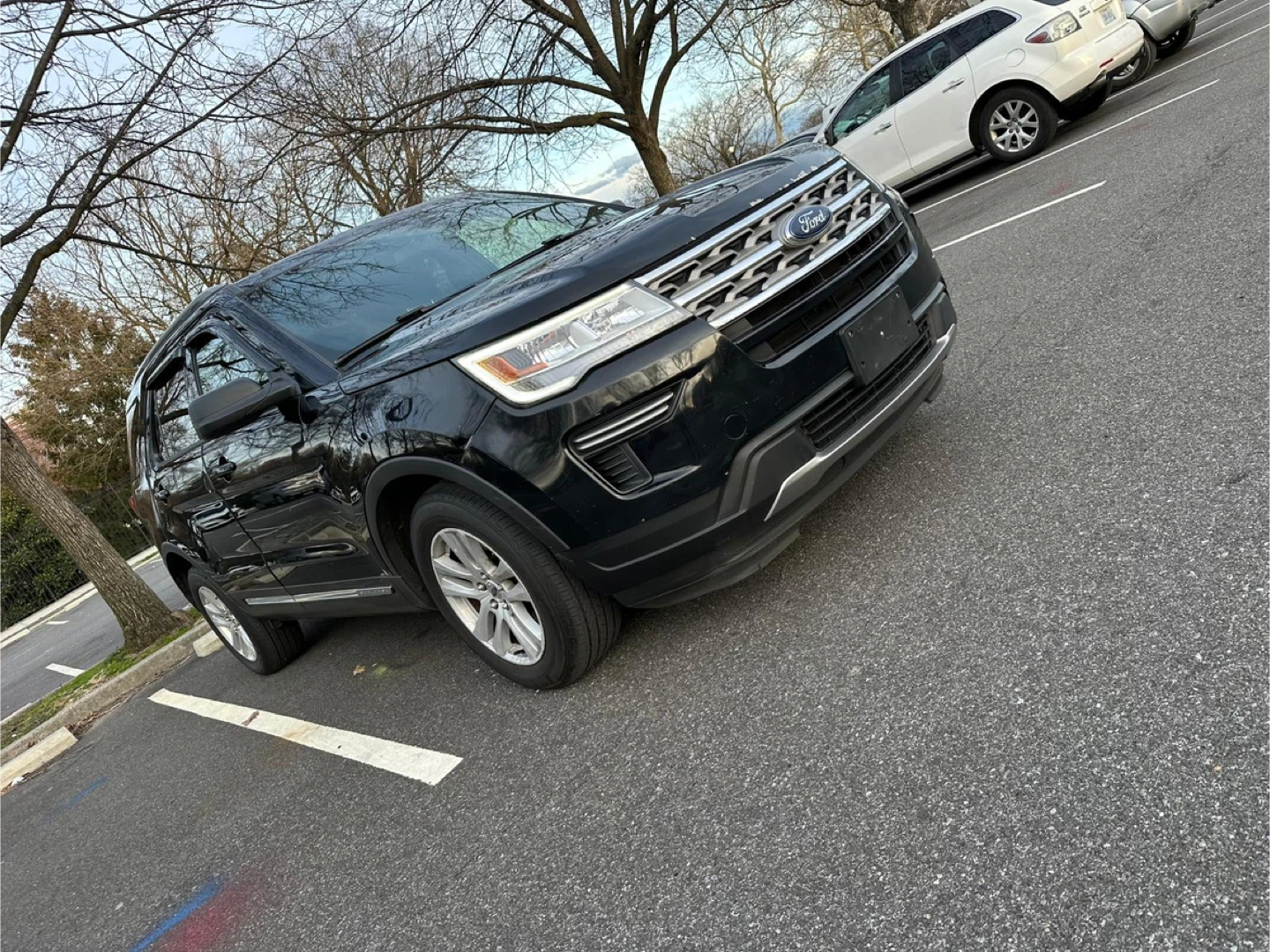 Ford Explorer Black SUV 2018 - photo 2