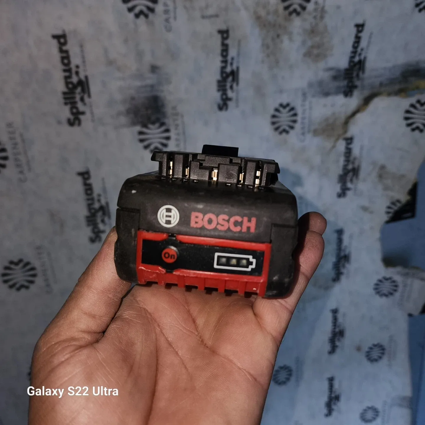 Bosch 18V 4 AH Battery image indicator(2)