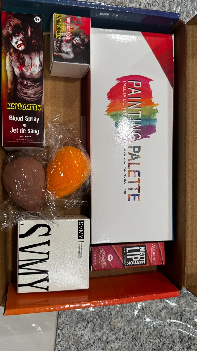 Face Paint Kit - 20 Colors Face & Body and extras image indicator(3)