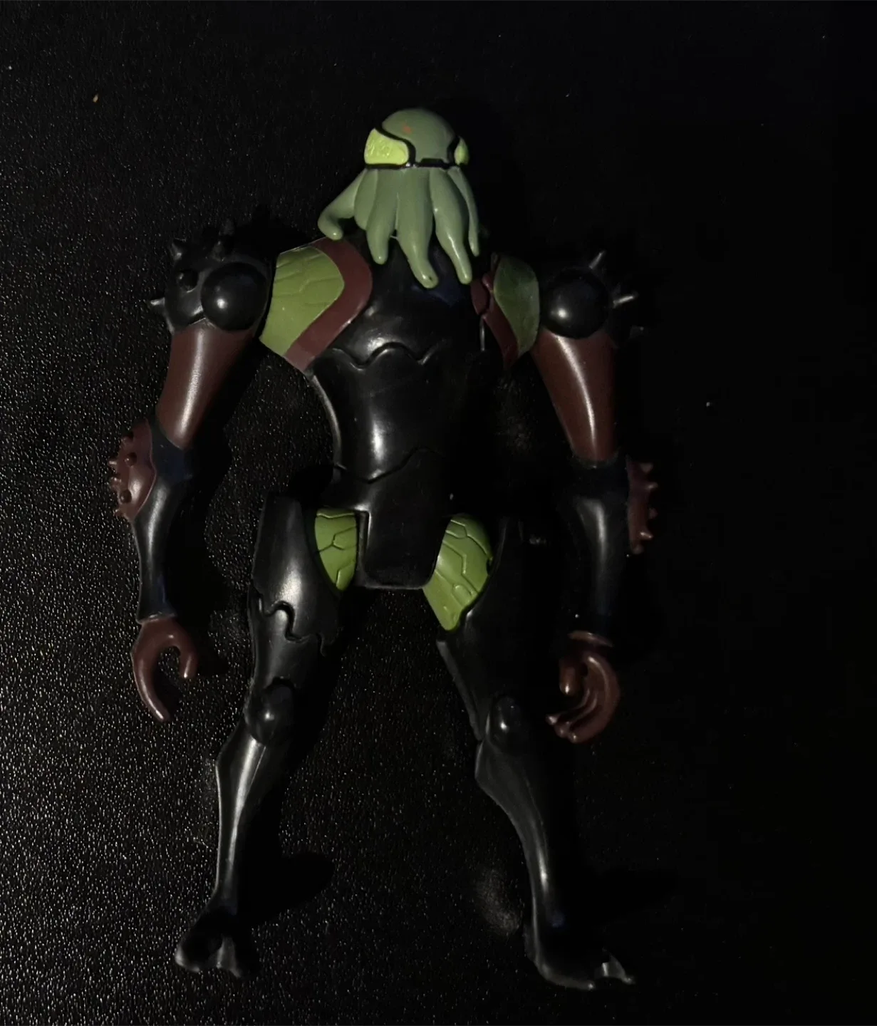 Old action figures - Ben 10 and Indiana Jones image indicator(4)