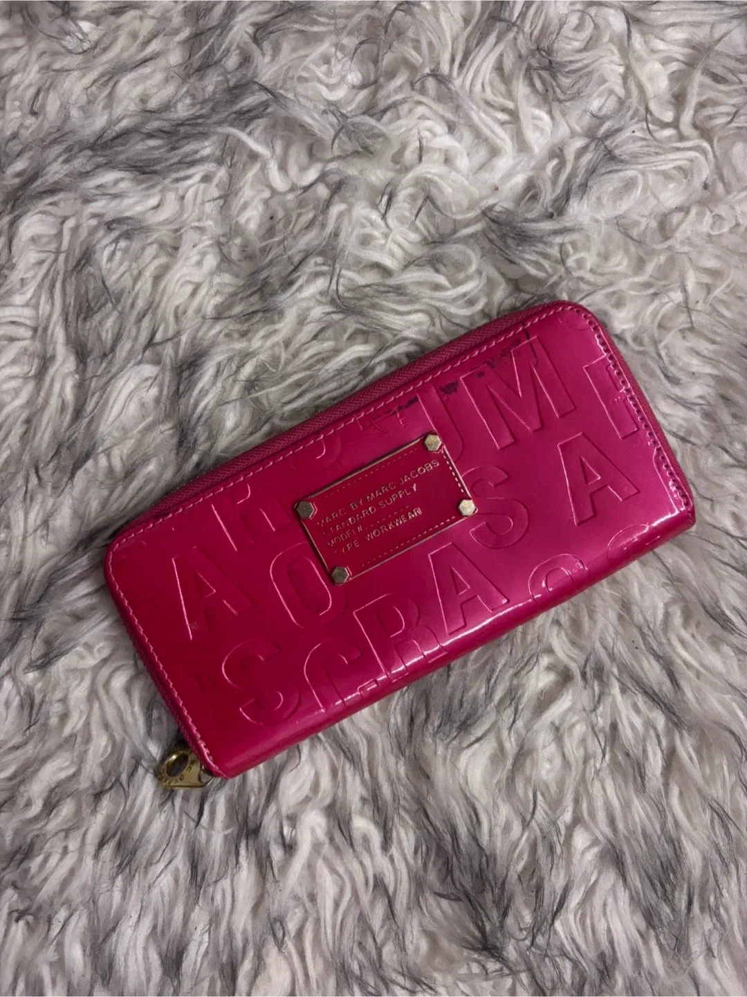 Marc Jacobs Zip Wallet - Hot Pink