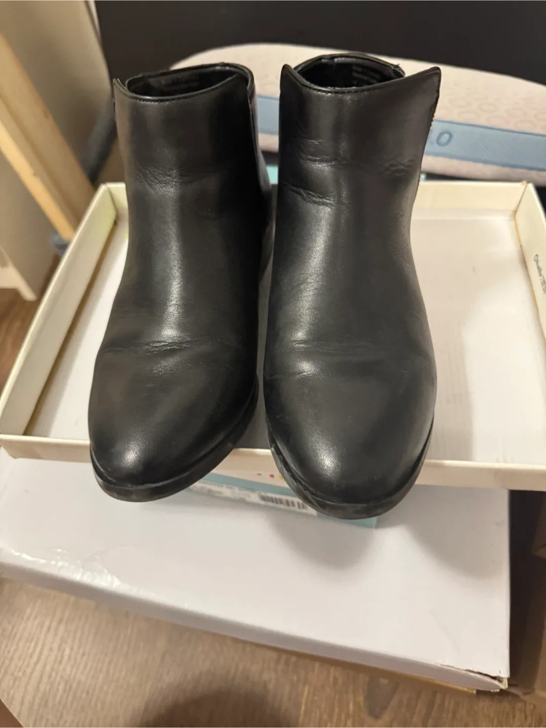 ALDO Black Leather Ankle Boots - Size 6 thumbnail