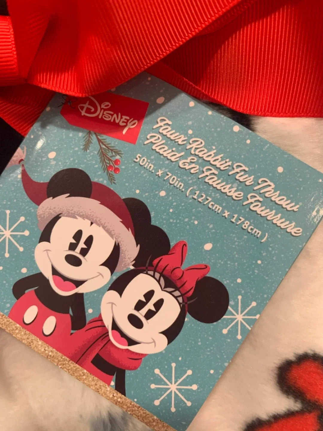 Disney Mickey & Minnie Faux Rabbit Fur Throw - 50x70 in image indicator(2)