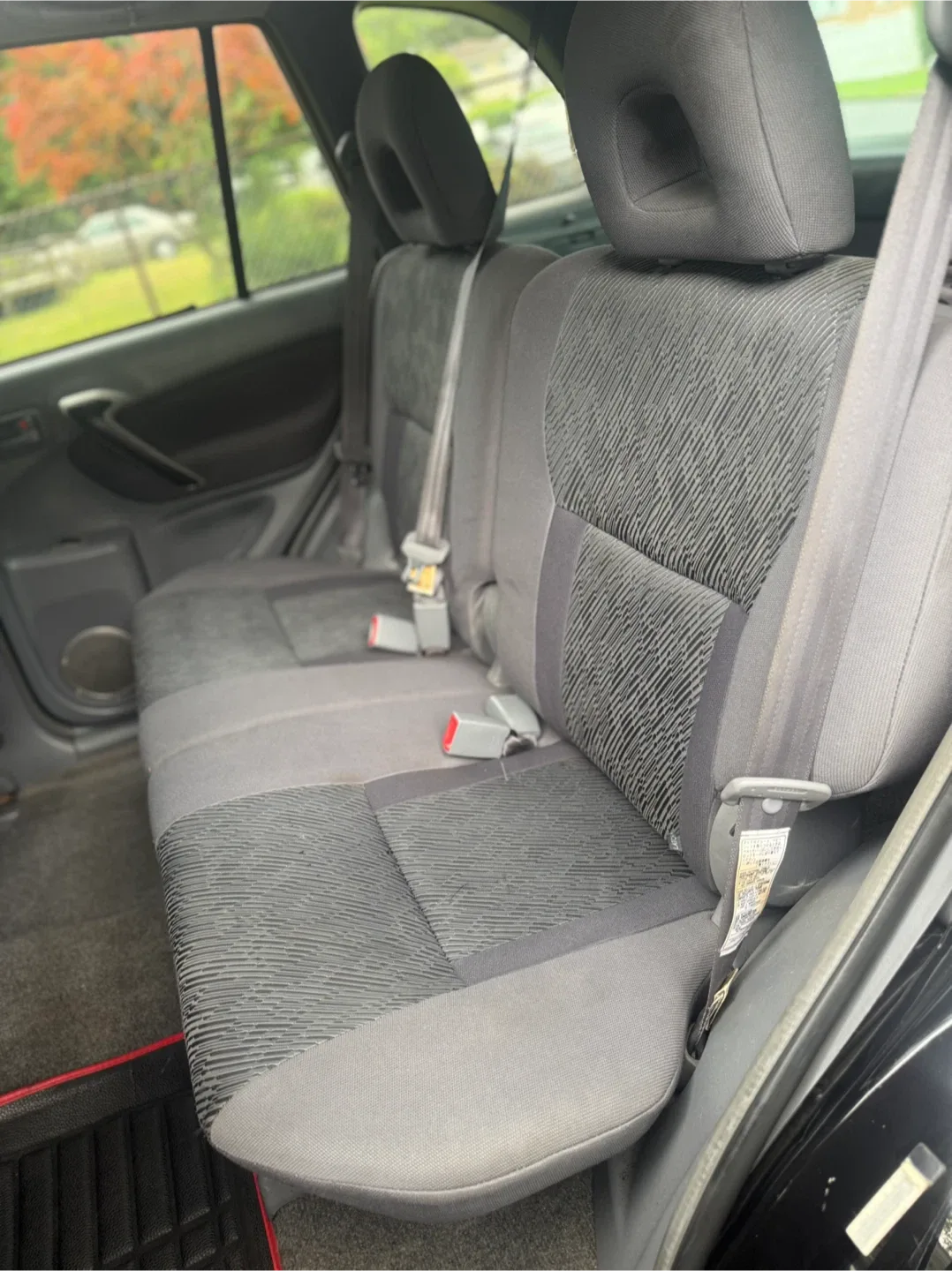 Toyota RAV4 SUV image indicator(6)