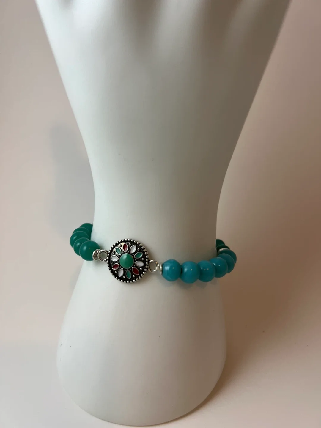 Turquoise Beaded Bracelet image indicator(3)