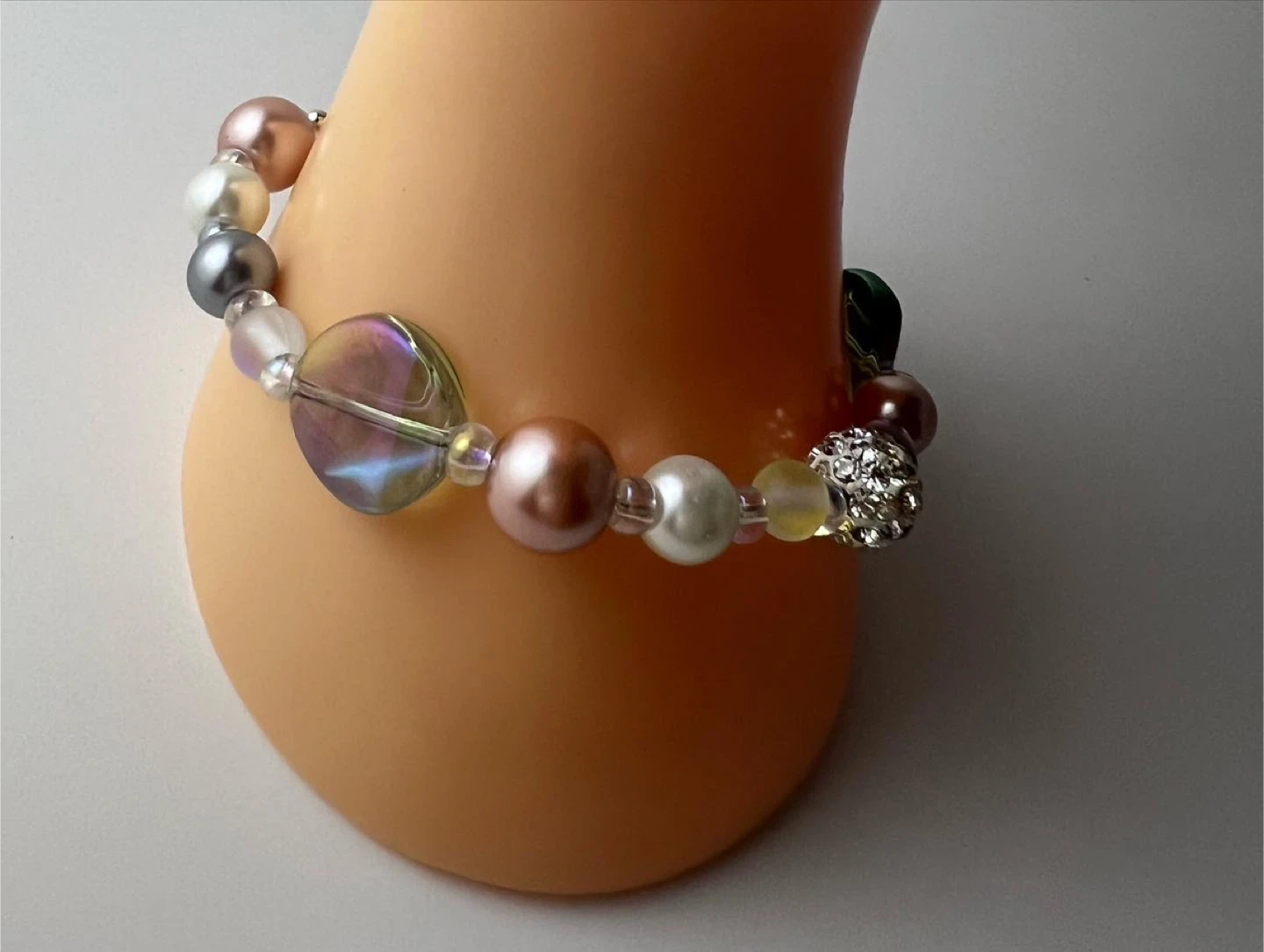 Beaded Bracelet - Pearl, Iridescent, Silver
