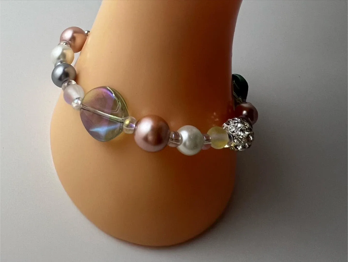 Beaded Bracelet - Pearl, Iridescent, Silver thumbnail