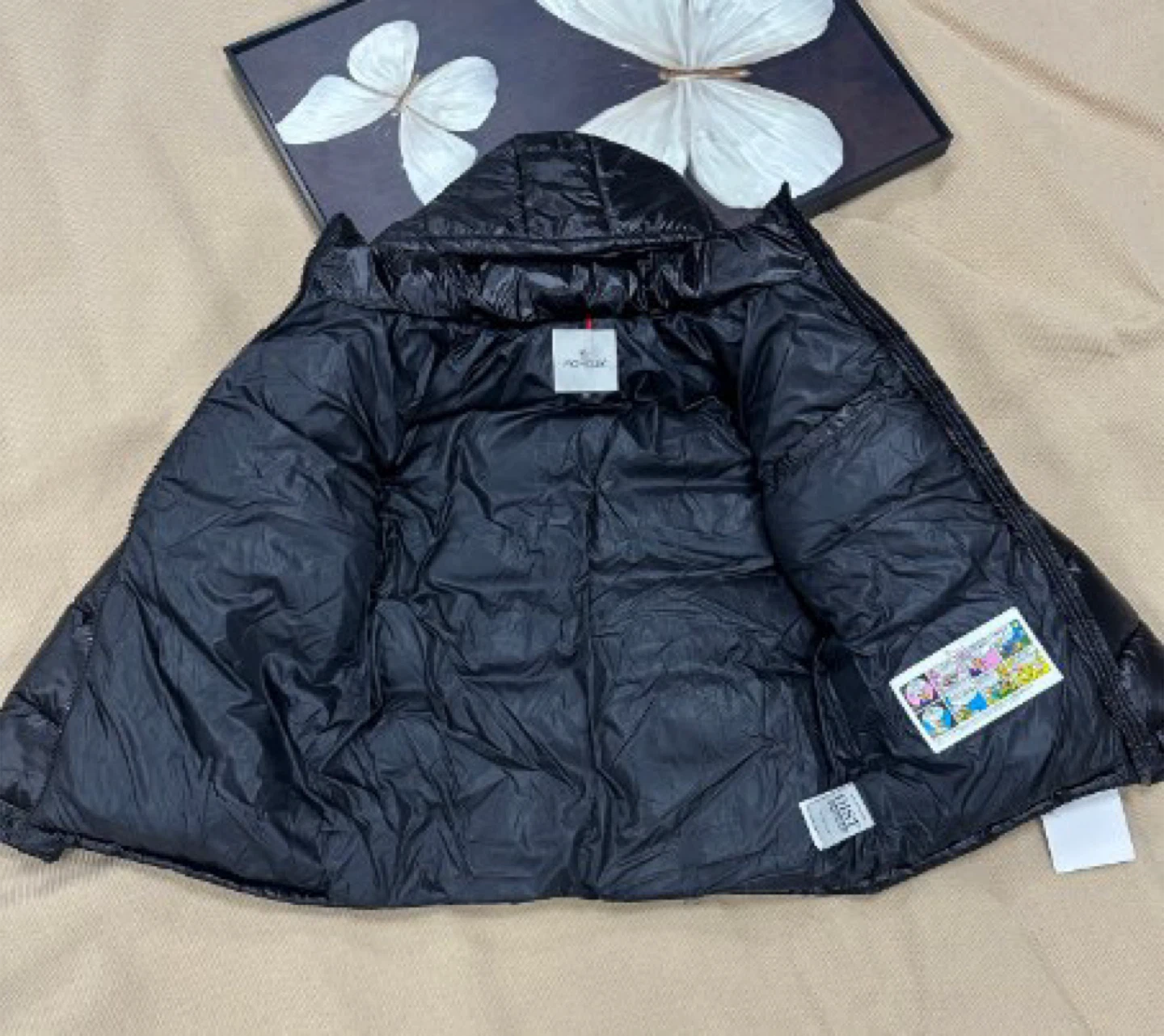 Moncler Black Puffer Jacket - photo 2