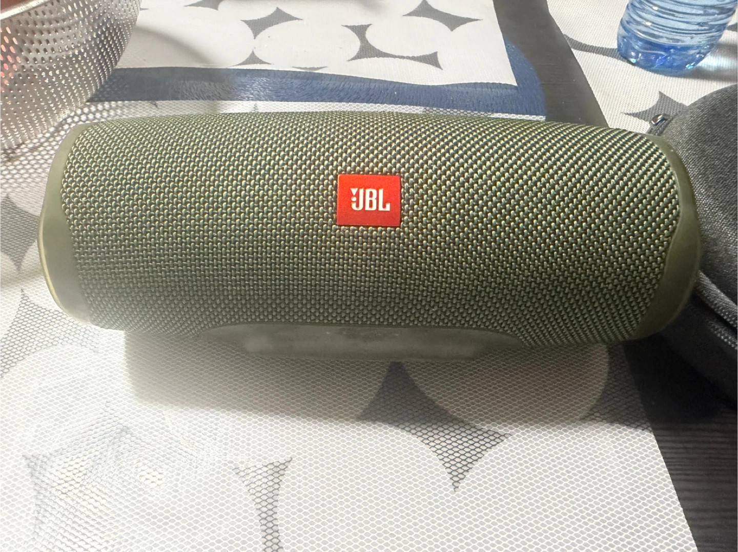 JBL Charge 5 Olive Green & Sony WH-ULT900N Headphones - photo 2