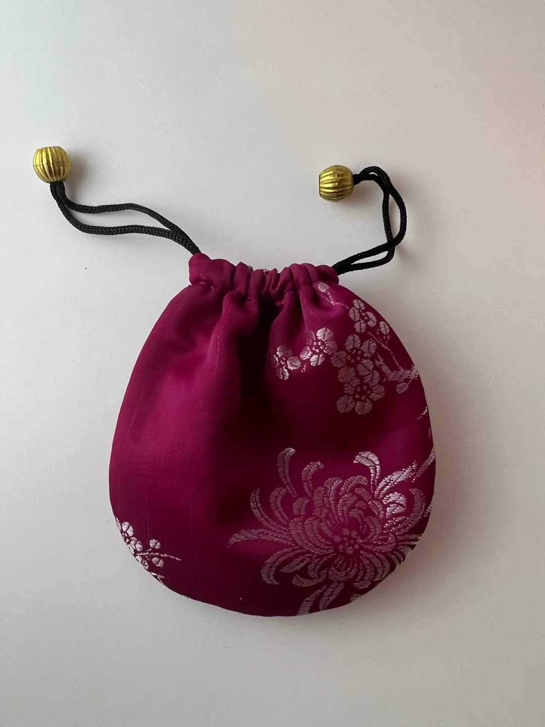 Assorted Silk Drawstring Pouches image indicator(6)