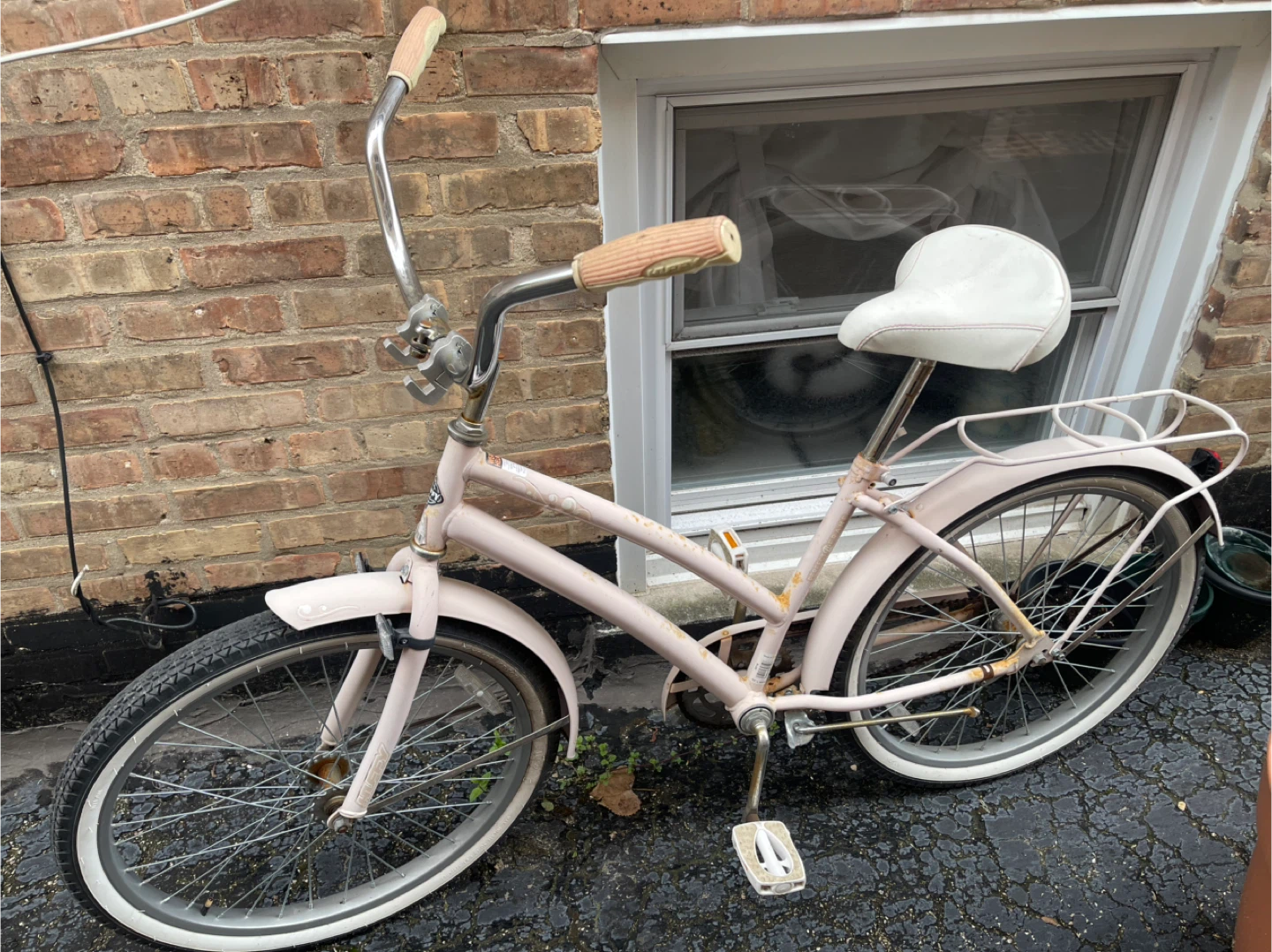 Vintage Pink Beach Cruiser Bike