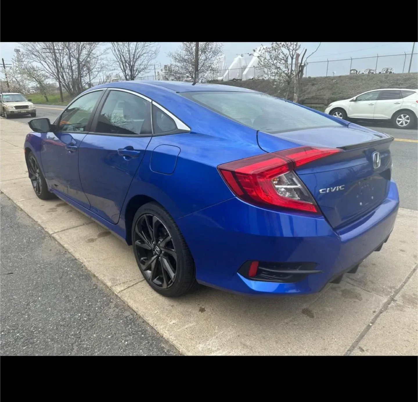 Blue Honda Civic Sedan 2020 image indicator(3)