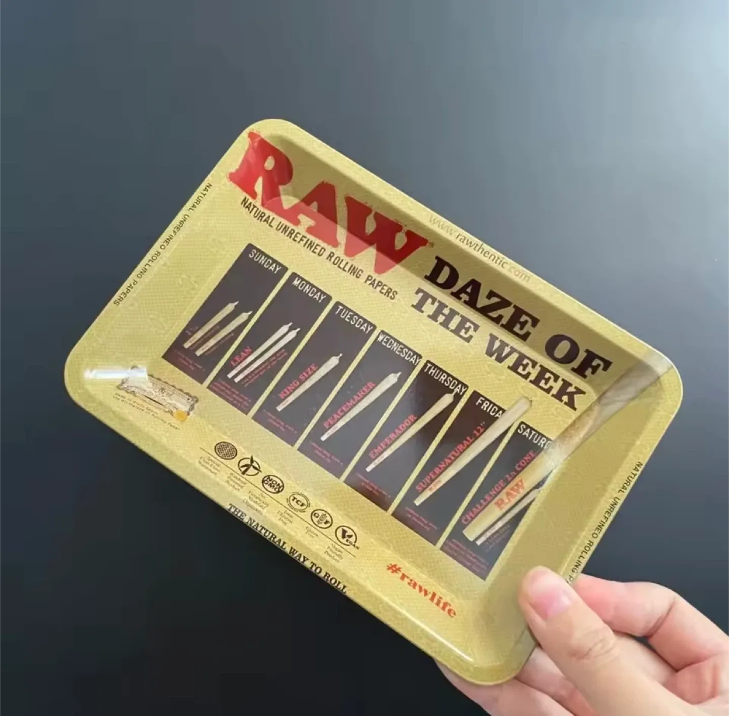 RAW Daze of the Week Rolling Tray thumbnail