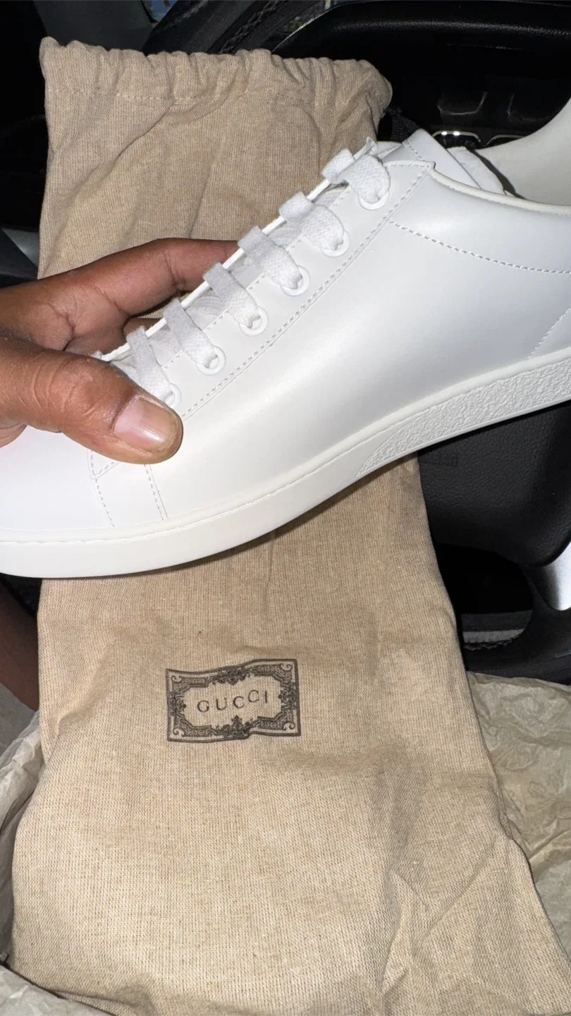 Gucci Ace Leather Sneaker image indicator(2)