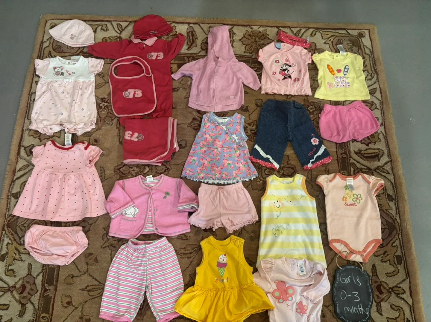 Lot of Baby Girl Clothes 0-3 Months thumbnail