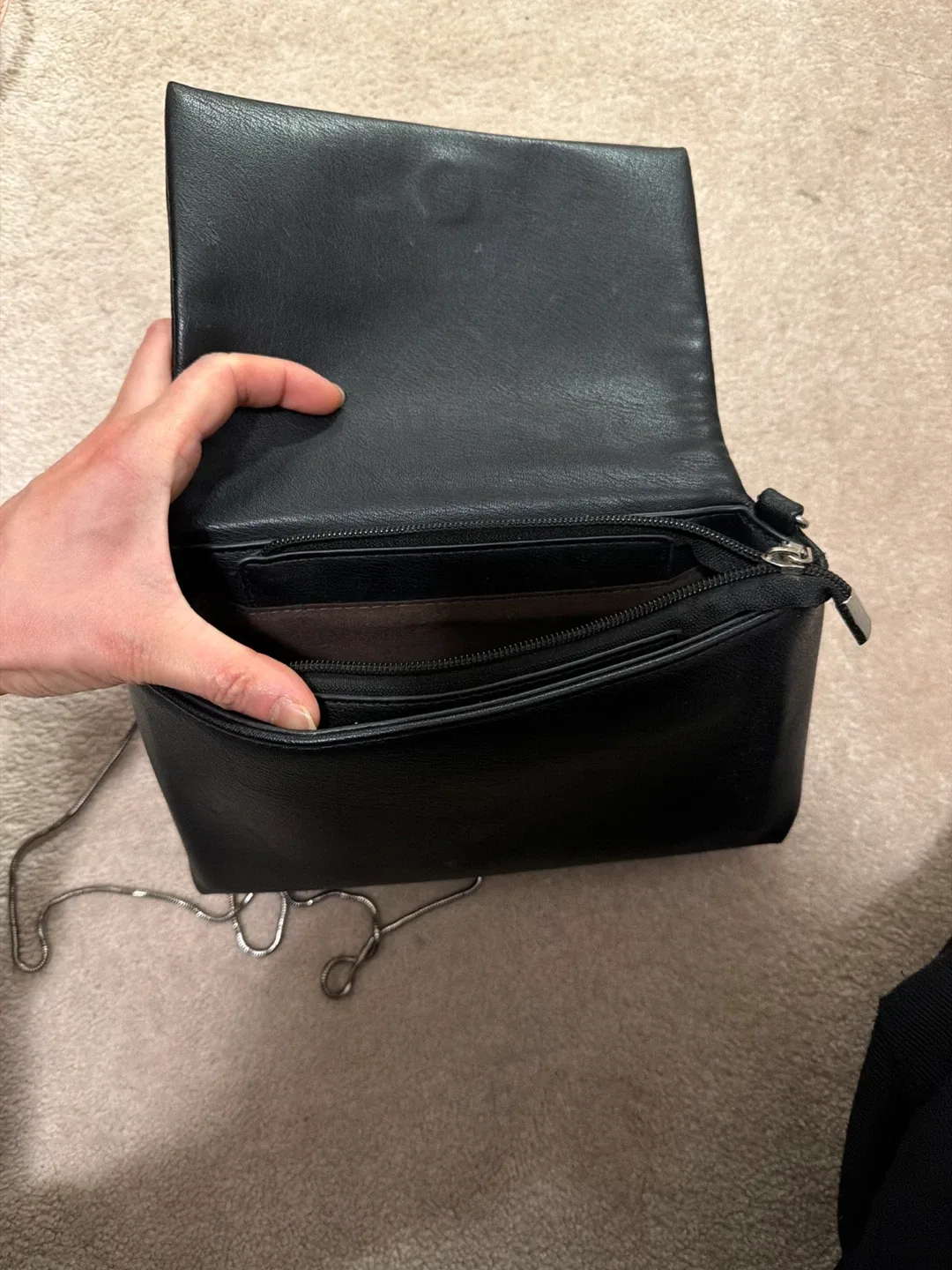 Black Chain Strap Shoulder Bag image indicator(2)