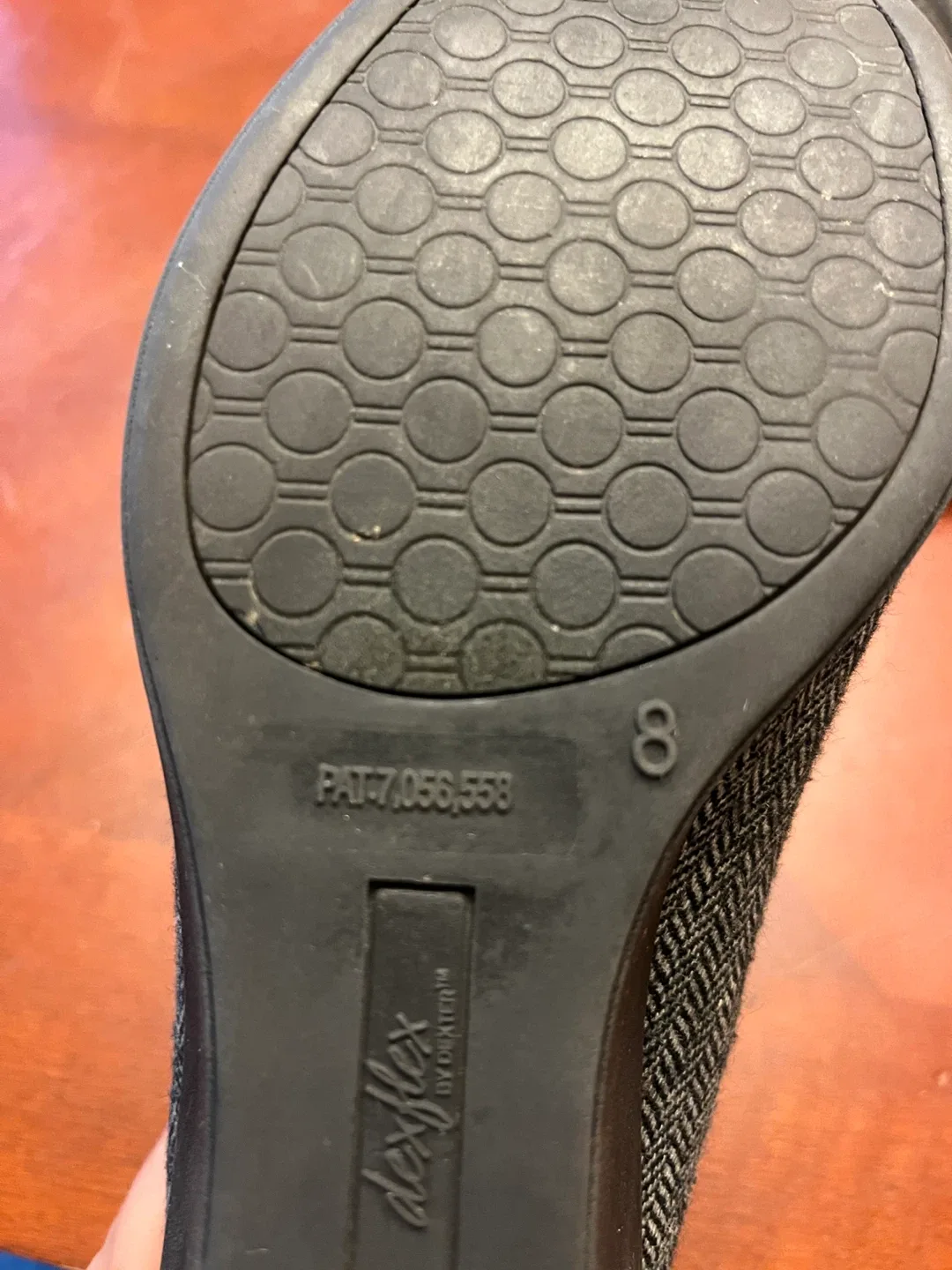 DexFlex Comfort women’s 8 wedge heels, grey herringbone image indicator(6)