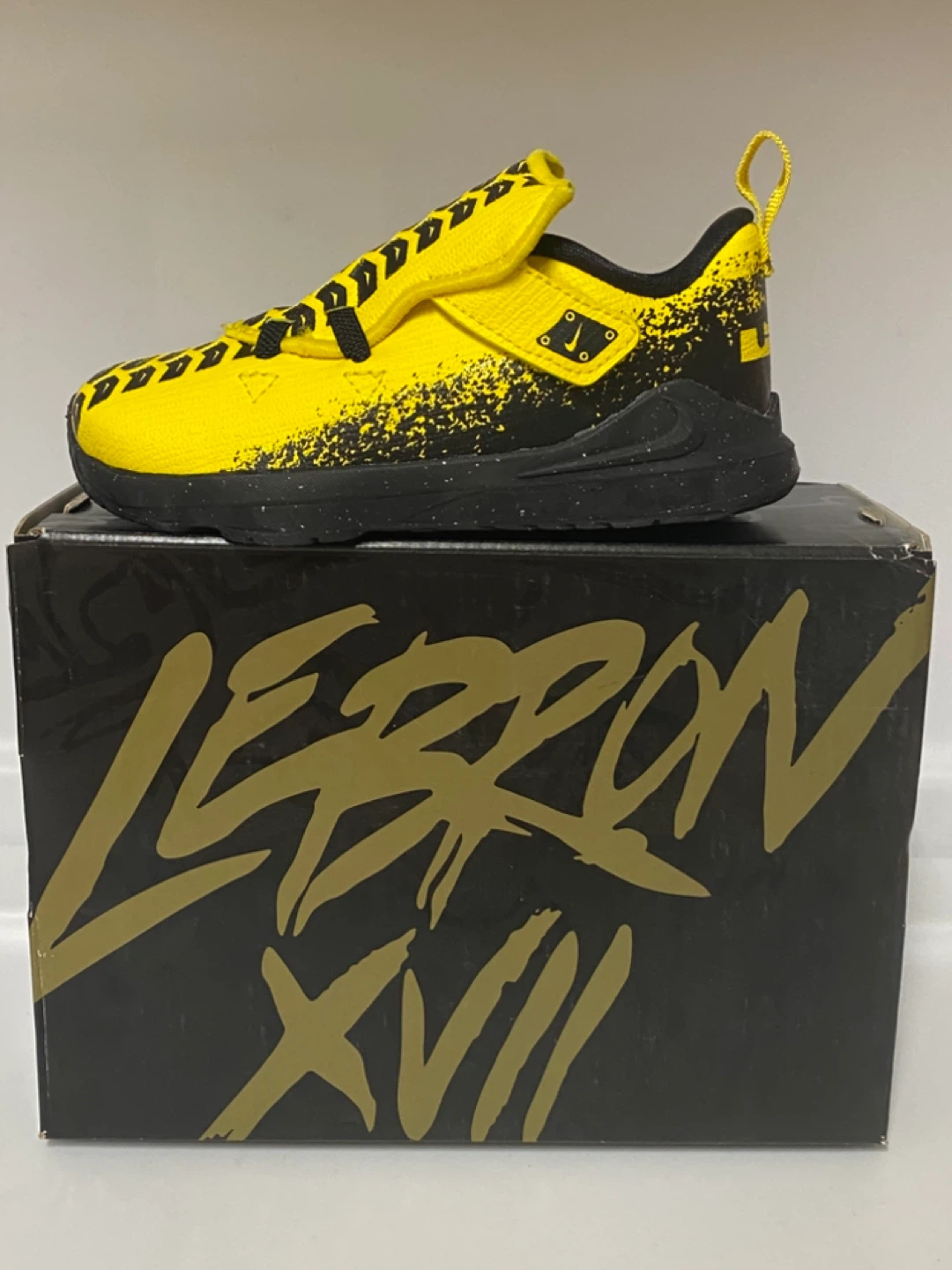Nike LeBron XVIII Yellow/Black Kids Sneakers