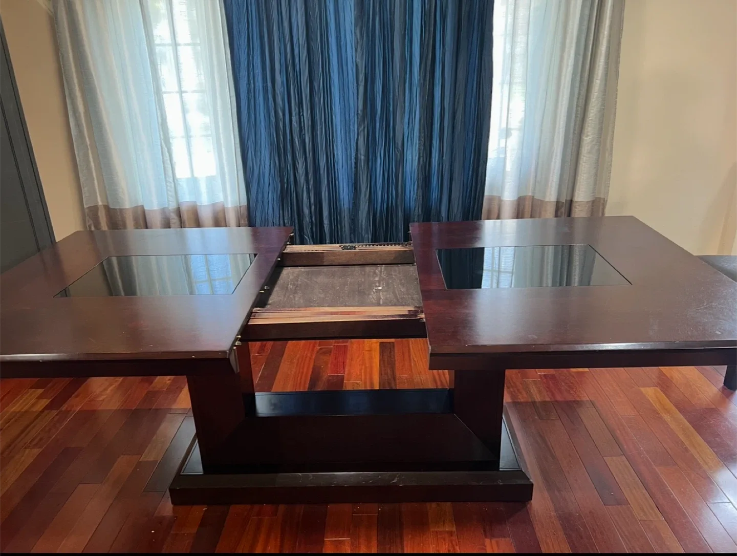 Extendable Dining Table image indicator(5)