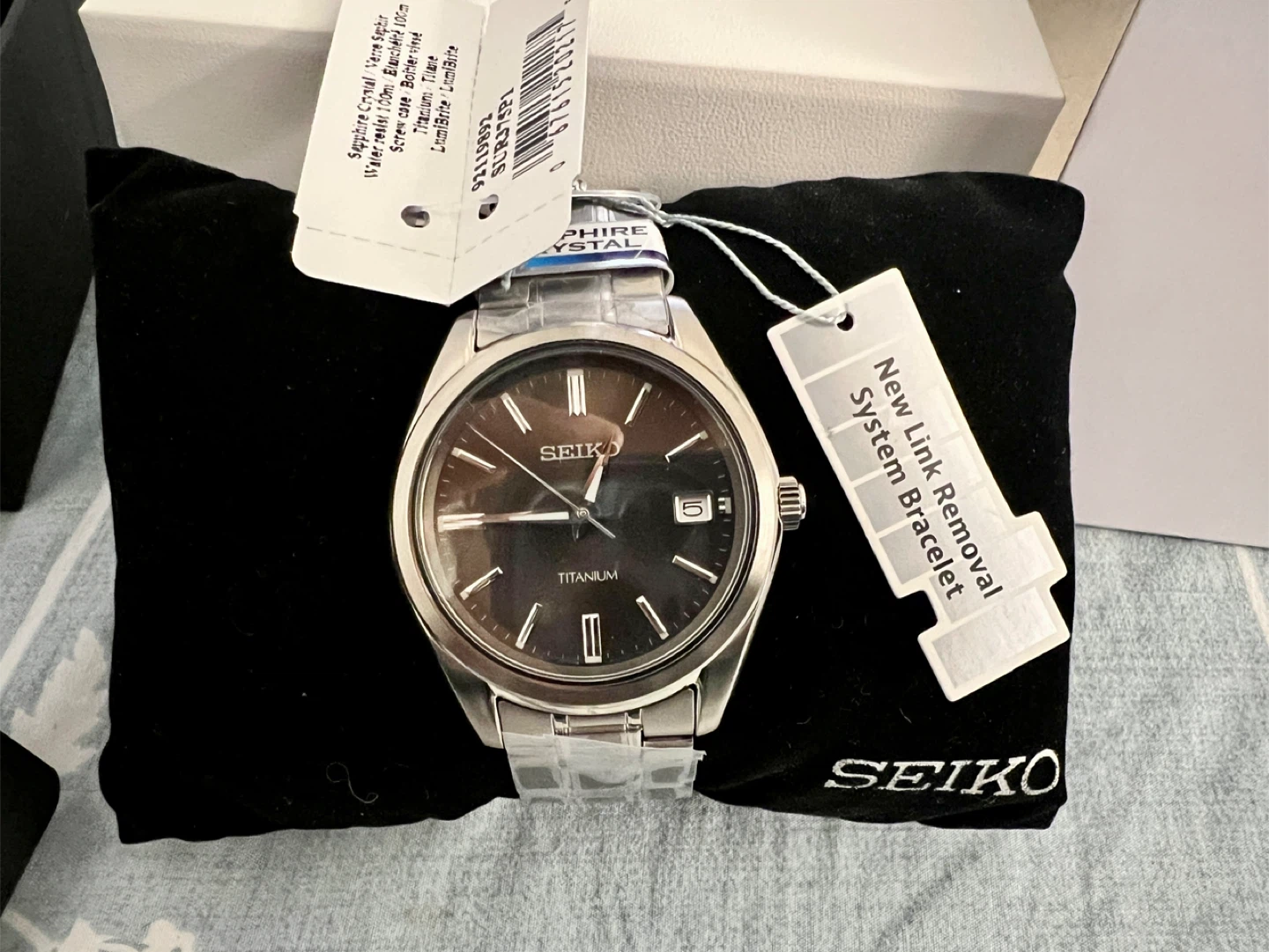 New Seiko SUR375P1 Titanium Watch - photo 2