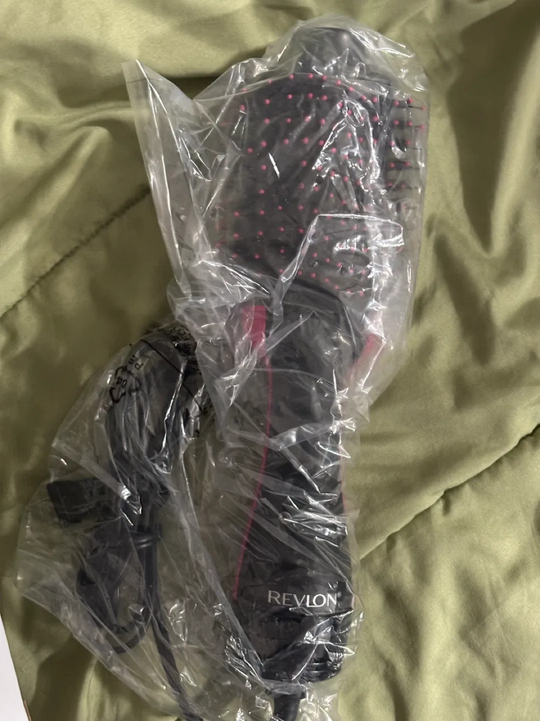 New Revlon One-Step Volumizer Hair Dryer image indicator(2)