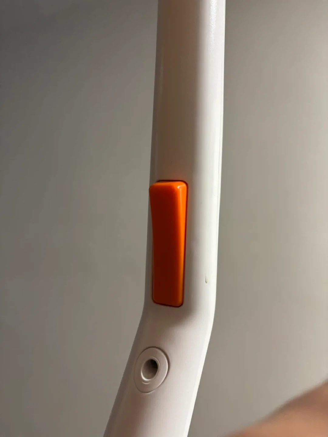 iLife Wet & Dry Cordless Vacuum image indicator(4)