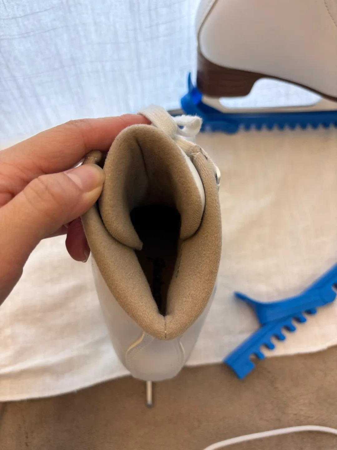 Jackson Ultima Mystique Women’s/Girls Figure Ice Skates – Size 5 image indicator(5)