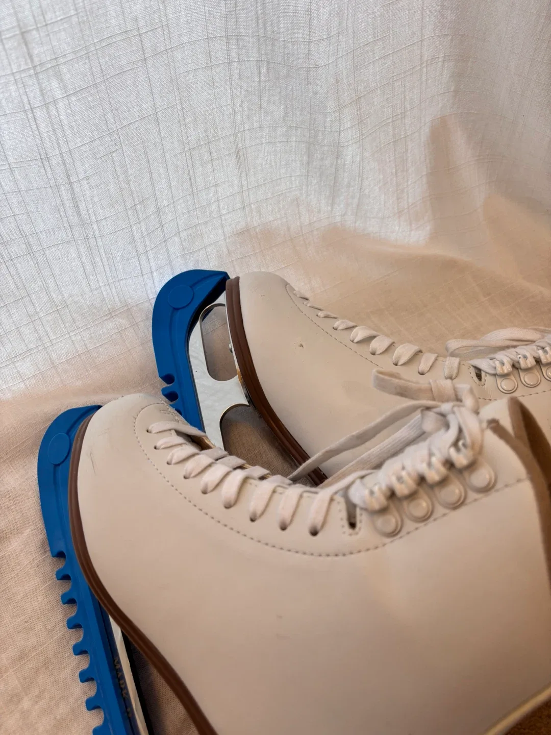 Jackson Ultima Mystique Women’s/Girls Figure Ice Skates – Size 5 image indicator(9)